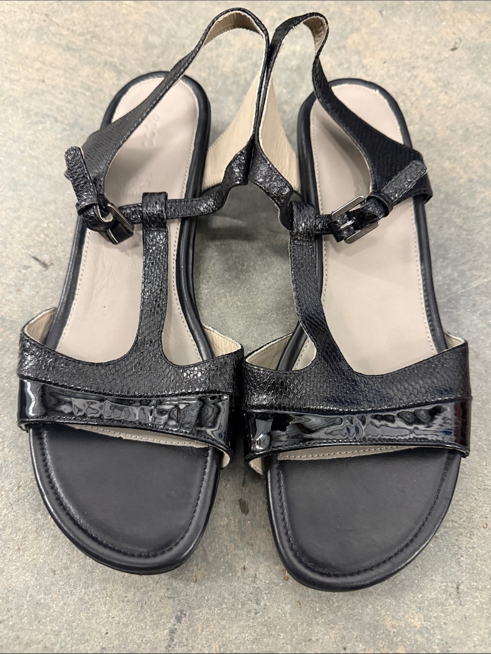 Ecco Black T-Strap Slingback Sandals